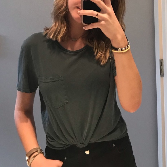 Green Brandy Melville vintage shirt - Picture 2 of 5